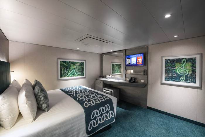 MSC Cruises MSC Virtuosa Deluxe Interior for Guests with Disabilities or Reduced Mobility IR2 ©MSC Rights 2.jpg
